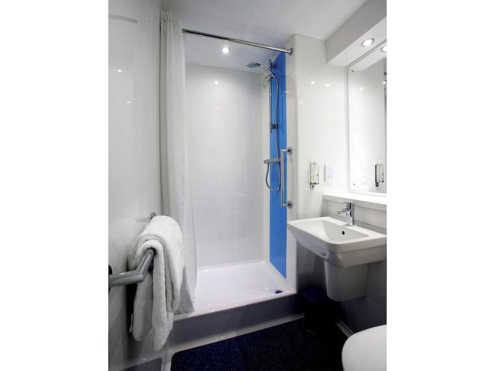 Travelodge Exeter M5 Экстерьер фото