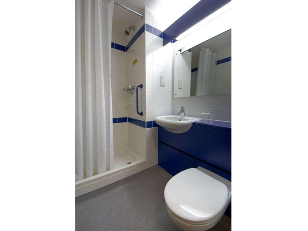 Travelodge Exeter M5 Номер фото