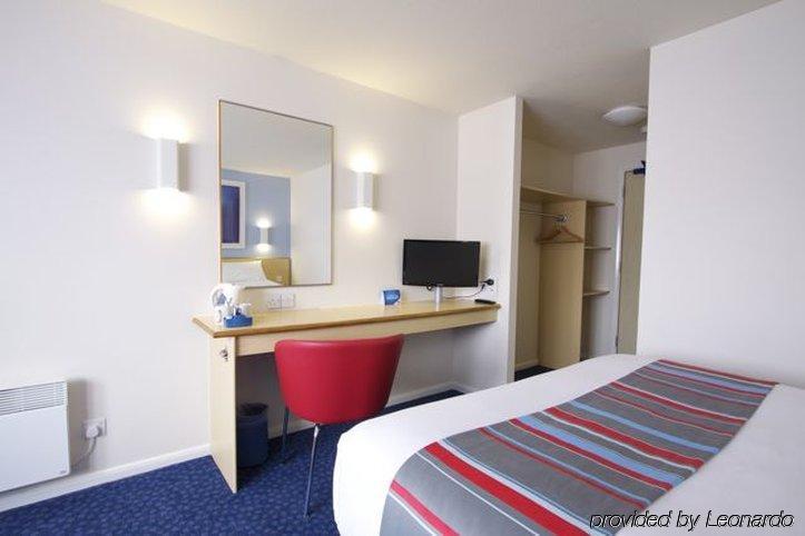Travelodge Exeter M5 Экстерьер фото