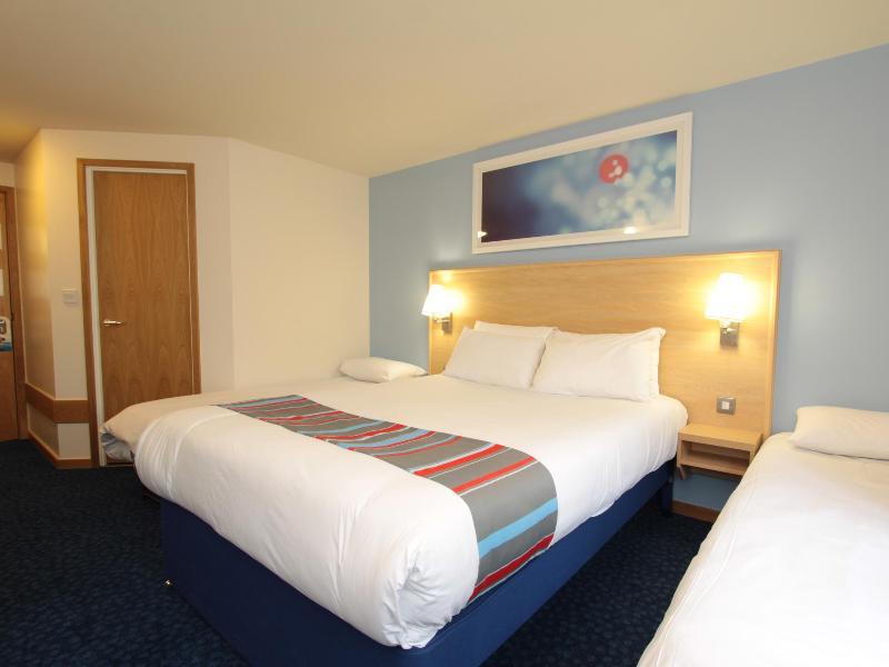 Travelodge Exeter M5 Экстерьер фото