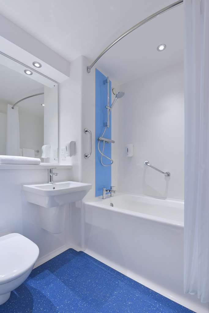 Travelodge Exeter M5 Номер фото